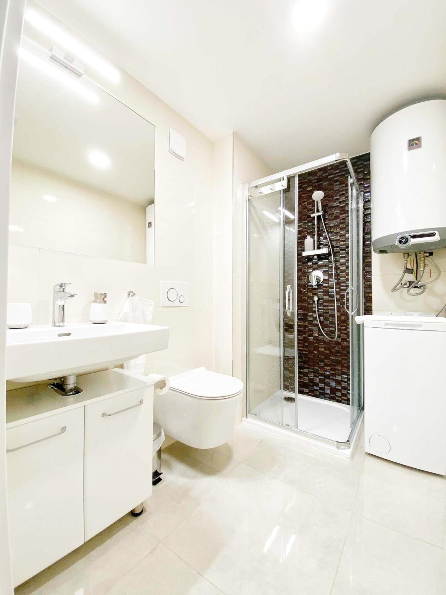 Emerald Apartments Boutique Residence Prága Kültér fotó