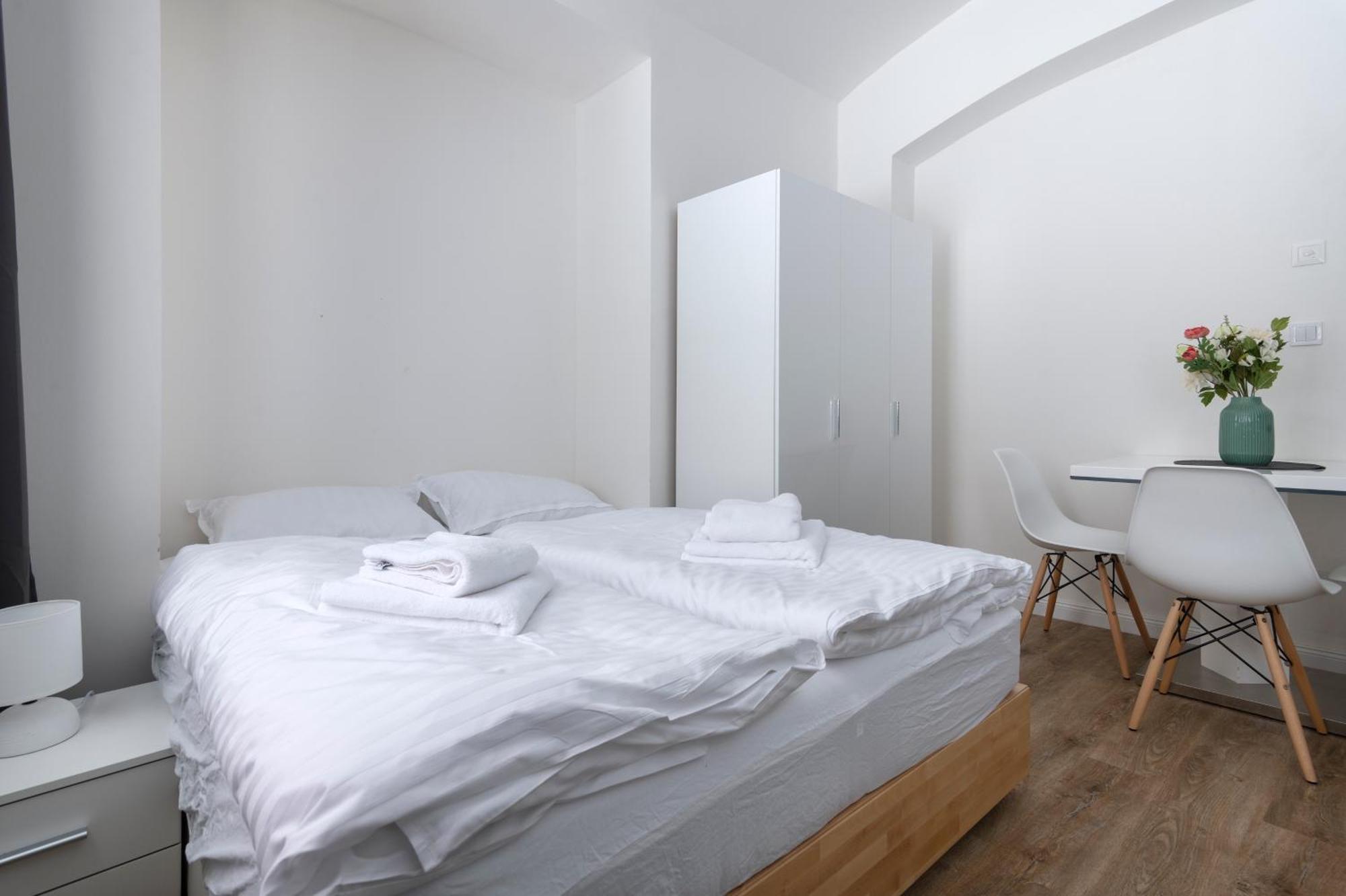 Emerald Apartments Boutique Residence Prága Kültér fotó